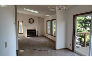 220 Flake St, Port Orford, OR 97465 - Photo 30