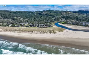 353 N Breaker Point Dr, Cannon Beach, OR 97110 - Photo 16