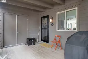 353 N Breaker Point Dr, Cannon Beach, OR 97110 - Photo 2