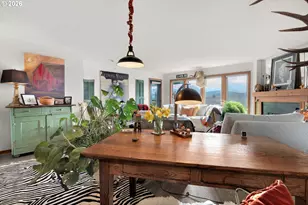 353 N Breaker Point Dr, Cannon Beach, OR 97110 - Photo 8