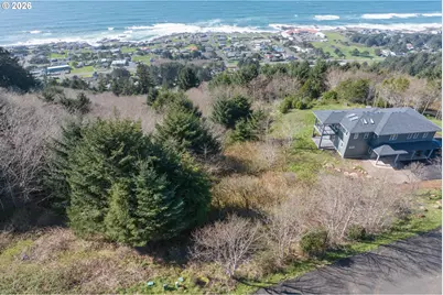 Horizon Hill #24, Yachats, OR 97498 - Photo 1