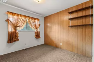 8108 Azalea-Glen Rd, Glendale, OR 97442 - Photo 18