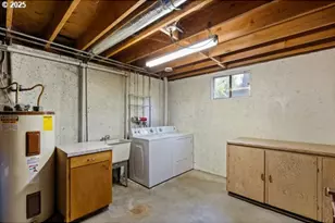 8108 Azalea-Glen Rd, Glendale, OR 97442 - Photo 34