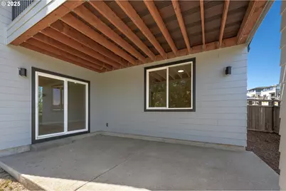 16832 SE Shimmering Leaf St, Happy Valley, OR 97086 - Photo 32