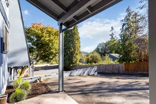 105 James St, Longview, WA 98632 - Photo 26