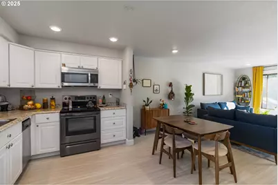 105 James St #4, Longview, WA 98632 - Photo 10