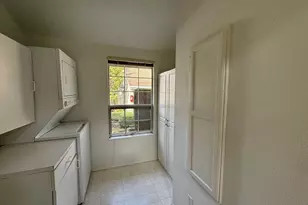 13775 SW Scholls Ferry Rd SW, Beaverton, OR 97008 - Photo 12