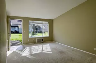 13775 SW Scholls Ferry Rd SW, Beaverton, OR 97008 - Photo 12