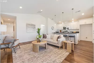 351 SE Shetterly Dr, Dallas, OR 97338 - Photo 8