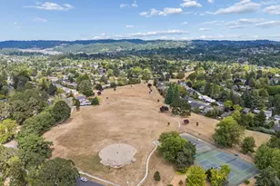 14720 NW Bonneville Pl, Beaverton, OR 97006 - Photo 32