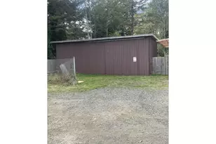 63556 N Jade Rd, Coos Bay, OR 97420 - Photo 10
