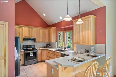 18055 Elk Meadows Ln, Tillamook, OR 97141 - Photo 12