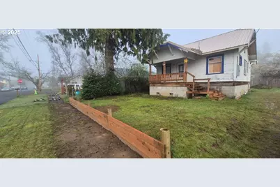 176 North St, Vernonia, OR 97064 - Photo 1