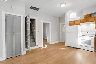 635 SE Walnut St, Hillsboro, OR 97123 - Photo 8