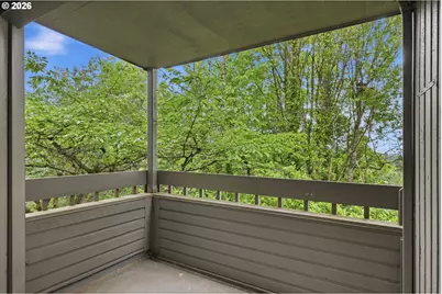 44 Eagle Crest Dr #10, Lake Oswego, OR 97035 - Photo 22