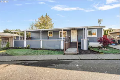 570 N 10th Ave #10, Cornelius, OR 97113 - Photo 2