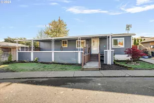 570 N 10th Ave, Cornelius, OR 97113 - Photo 2