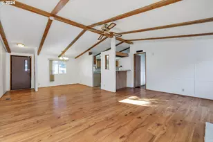 570 N 10th Ave, Cornelius, OR 97113 - Photo 10