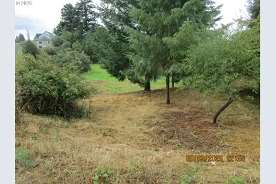 481 N Baxter St, Coquille, OR 97423 - Photo 1