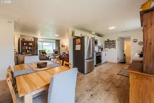 612 NE High St, Goldendale, WA 98620 - Photo 10