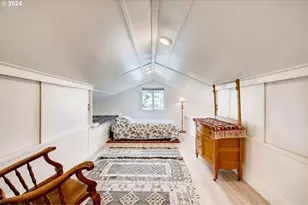 415 N Bridgeton, Portland, OR 97217 - Photo 14