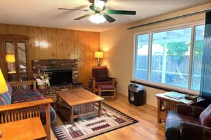 870 N Laurelhurst Dr, Eugene, OR 97402 - Photo 10