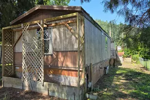 440 Division Ave, Drain, OR 97435 - Photo 2