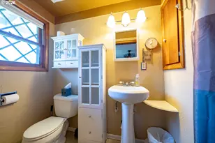 850 Empire St NW, Salem, OR 97304 - Photo 12