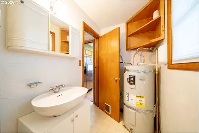 850 Empire St NW, Salem, OR 97304 - Photo 18