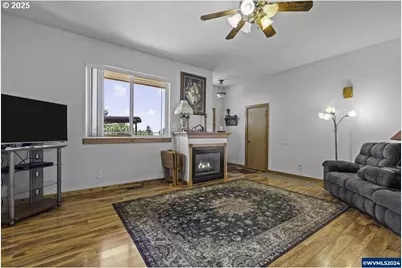 5465 Sams Pl, Turner, OR 97392 - Photo 8