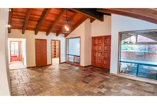 1081 Umpqua College Rd, Roseburg, OR 97470 - Photo 12