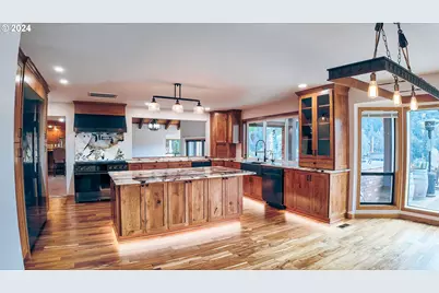 1081 Umpqua College Rd, Roseburg, OR 97470 - Photo 16