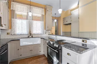 4225 Mission Ave NE, Saint Paul, OR 97137 - Photo 28