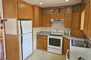 805 Pacific Ave, Coos Bay, OR 97420 - Photo 8
