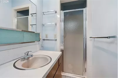9402 NE Hazel Dell Ave, Vancouver, WA 98665 - Photo 24