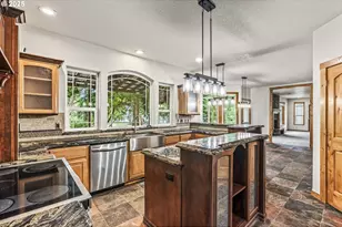 144 Owl Creek Rd, Kelso, WA 98626 - Photo 2