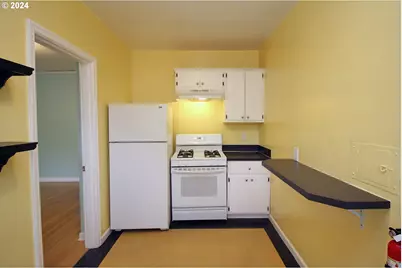 1805 NE 8th Ave, Portland, OR 97212 - Photo 18