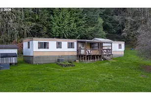 51298 Myrtle Creek Rd, Myrtle Point, OR 97458 - Photo 2