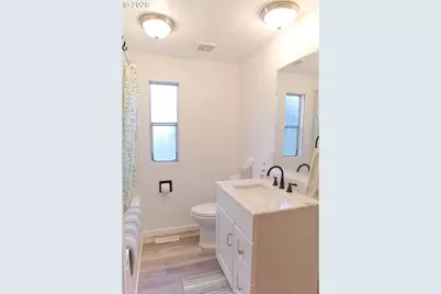 51298 Myrtle Creek Rd, Myrtle Point, OR 97458 - Photo 10