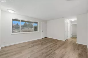 15607 SE 1st St, Vancouver, WA 98684 - Photo 4