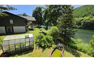 203 Burchard Dr, Scottsburg, OR 97473 - Photo 20