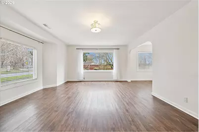 2609 Hemlock St, Longview, WA 98632 - Photo 6