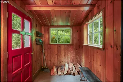 27740 E Welches Rd, Welches, OR 97067 - Photo 10