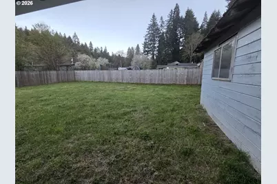 148 Montgomery Ave, Glendale, OR 97442 - Photo 6