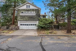 438 NE 9th St, Bend, OR 97701 - Photo 6