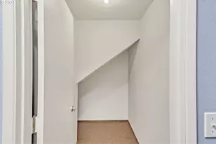 2755 Warren St, Eugene, OR 97405 - Photo 28