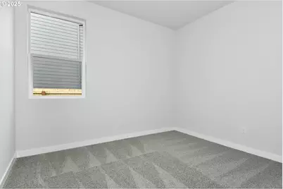 5909 NE 68th St, Vancouver, WA 98661 - Photo 14