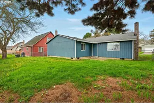 1079 SW 179th Ave, Beaverton, OR 97003 - Photo 4