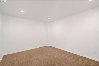 10200 SW 70th Ave, Portland, OR 97223 - Photo 20