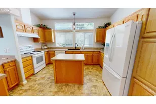 29315 Dottie Ln, Gold Beach, OR 97444 - Photo 6
